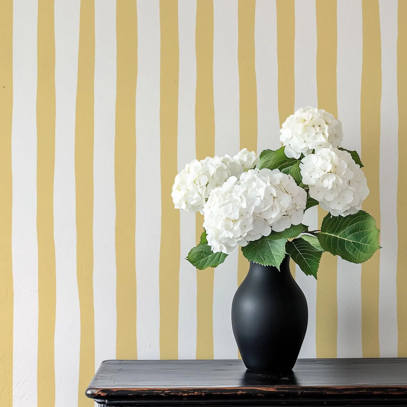 Sunshine Yellow Wobbly Stripes - Baby Nursery Peel And Stick Wallpaper recension och pris